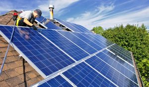 Service d'installation de photovoltaïque et tuiles photovoltaïques à Saint-Yorre
